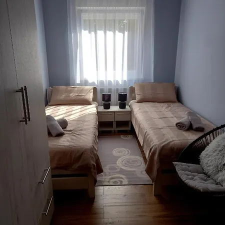 Apartman Barbara דירה *